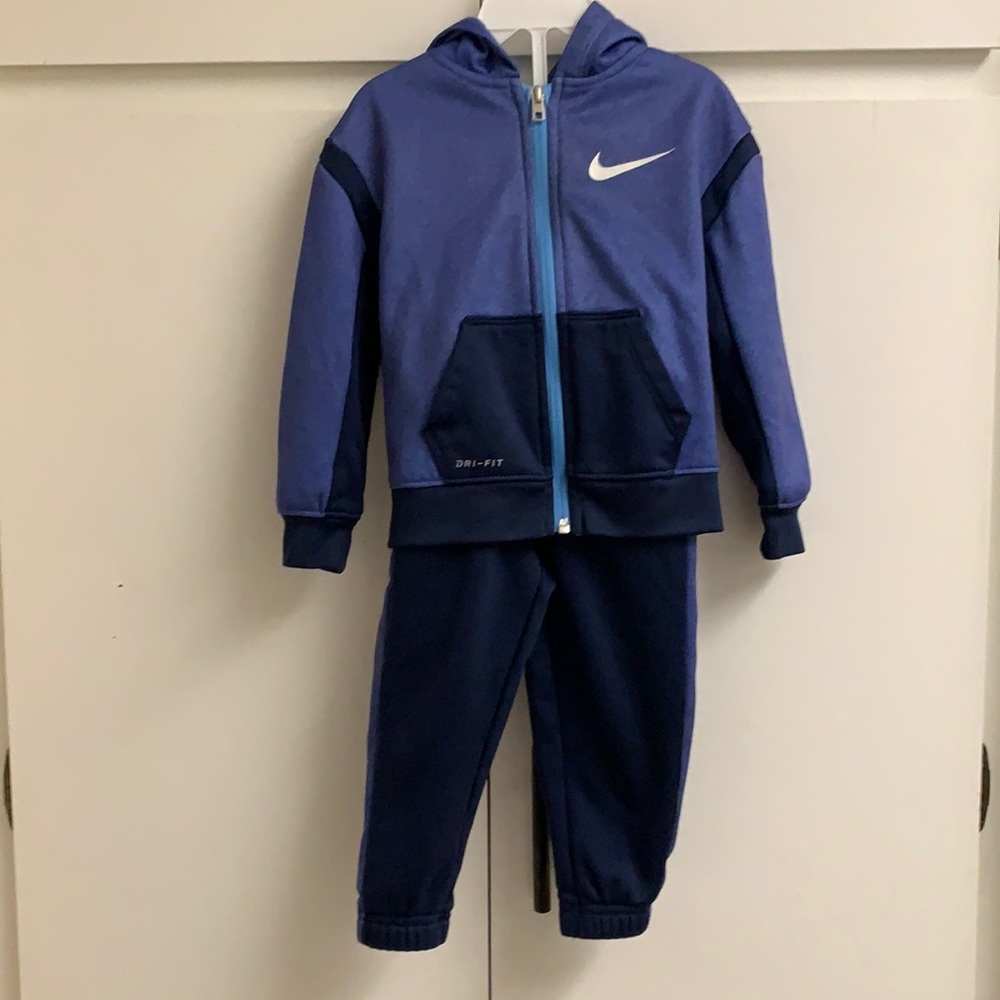 Nike track suit